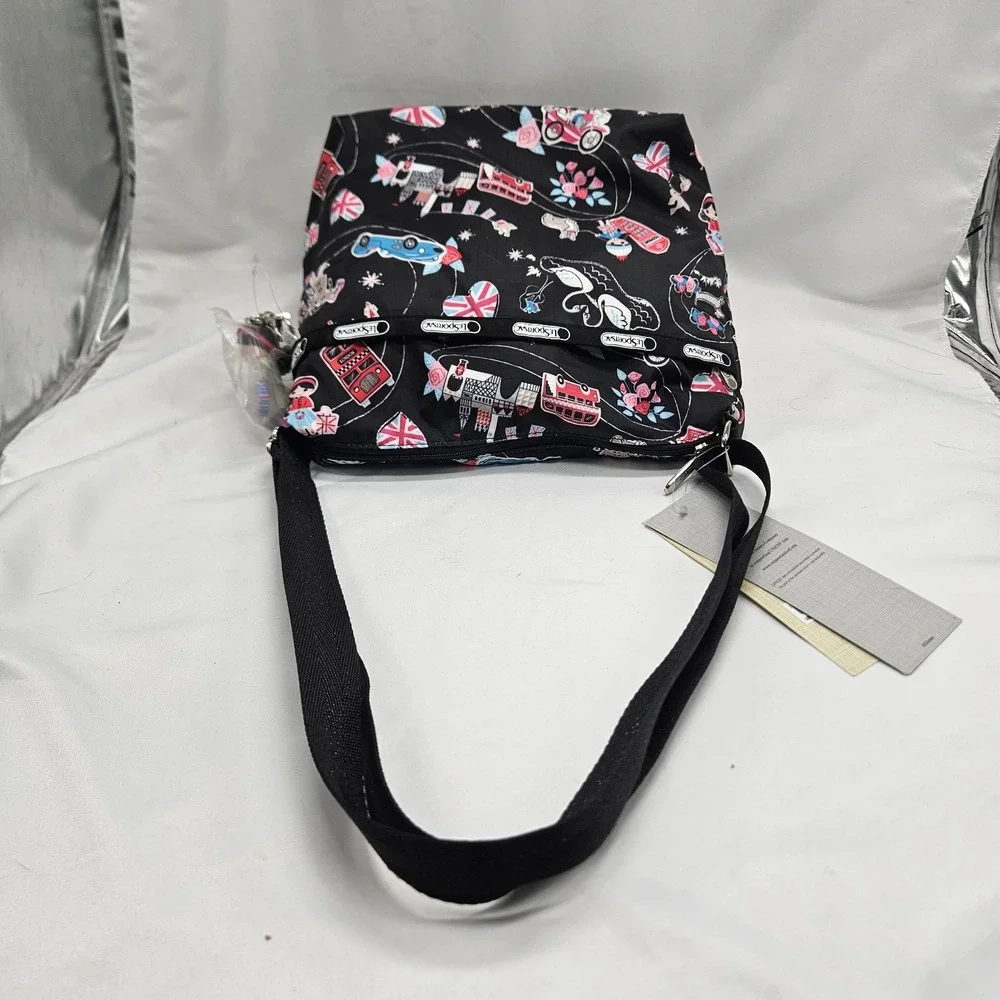 Disney‎ LeSportsac Classic Hobo Sm World Fancy That Uk With Charm And Sm Zip Bag